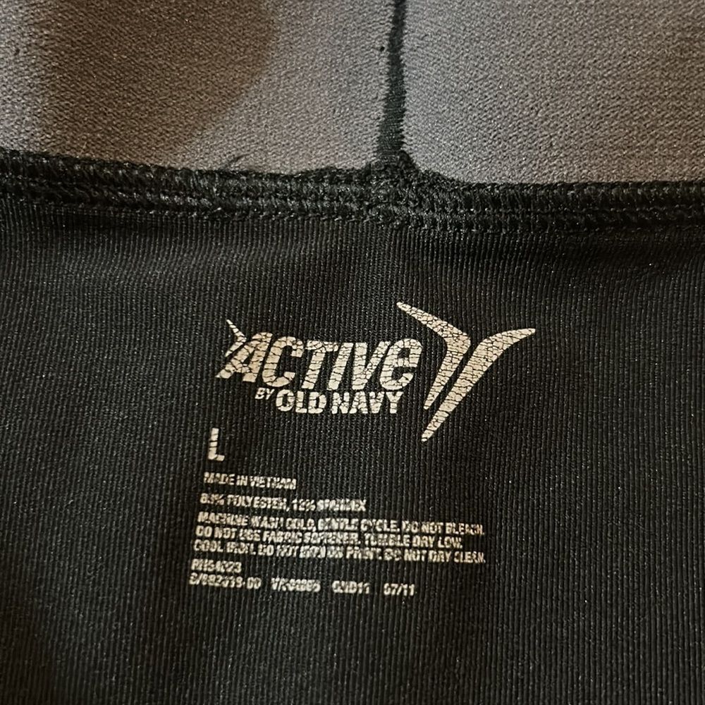 Old Navy Large black Base-layer Athletic set. Large - Picture 4 of 6